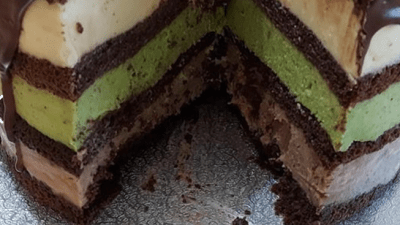 Torta s pistacijima i čokoladom