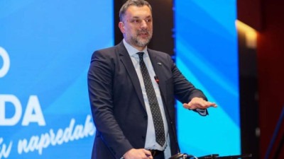 NiP: Srušena lažna patriotska maska, dok su javno branili BiH, Izetbegović je privatno nudio njenu podjelu