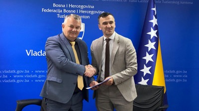 Foto: Pola miliona KM za infrastrukturne projekte u službi povratka na području Živinica i Teočaka