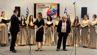 Foto: Na obnovljenom festivalu stvaralaštva učenika po prvi put izvedena himna obrazovnih ustanova TK