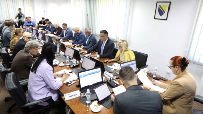 Data saglasnost na Plan upisa učenika u srednje škole za školsku 2026/’27. godinu; Vlada TK utvrdila listu deficitarnih zanimanja i kriterije za dodjelu stipendija
