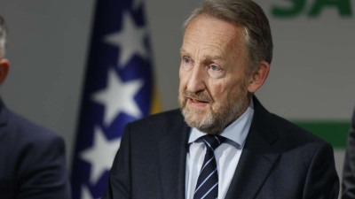 “Apsolutno ništa ne ide, posla se mora prihvatiti SDA”: Izetbegović potvrdio kandidaturu za Predsjedništvo BiH