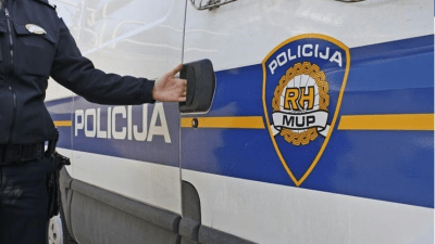 Vozač usmrtio djevojku na pješačkom prijelazu i pobjegao: Traži ga policija