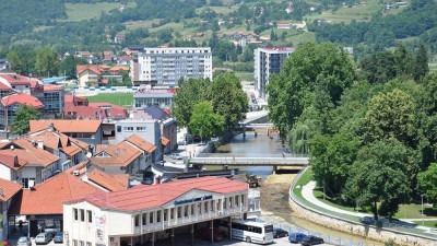 Ubistvo i ranjavanje člana uže porodice u Kiseljaku: Počinitelj u bjekstvu