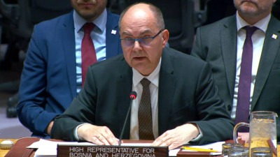 Schmidt pred Vijećem sigurnosti UN-a upozorio na razgradnju institucija BiH, najavio odlazak u junu