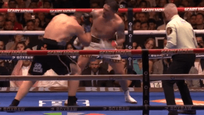 Video/Drama u Egiptu: Usyk preživio pakao protiv bokserskog debitanta, Verhoeven grmi – „Ovo je preuranjeno, hoću revanš!“