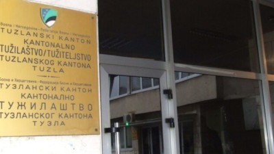 Uhapšeni policijski službenik Uprave policije MUP-a TK Edin Halilović predat u nadležnost Tužilaštva TK