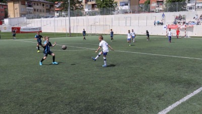 Foto: Održan 12. Međunarodni memorijalni turnir „Srđan Aleksić“ na stadionu Tušanj u Tuzli –  mladi iz regiona poslali poruku prijateljstva