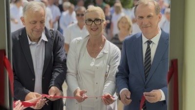 Foto: Na UKC Tuzla otvoreno Odjeljenje za dječiju i adolescentnu psihijatriju