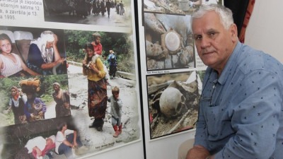 U BKC Tuzla promocija fotomonografije Ahmeta Bajrića Blicka o genocidu u Srebrenici