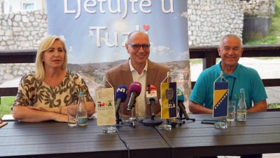 Video: Tuzla najavila bogatu ljetnu sezonu: Novi dječiji park na Panonskim jezerima i koncert za početak sezone 