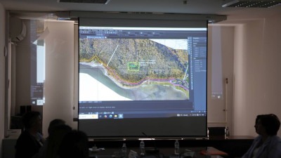 Foto: Predstavljen idejni projekat pješačko-biciklističke staze oko jezera Modrac