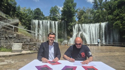 Muzički spektakl godine pod vodopadom u Jajcu: Severina i regionalne zvijezde stižu na Desant 2026!