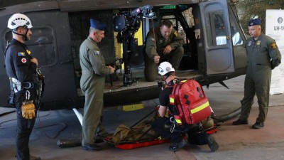 Foto: SAD donirale spasilačku dizalicu za helikoptere Oružanih snaga BiH
