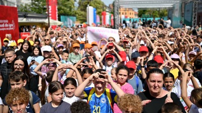 Foto: Svečanom ceremonijom u Brčkom otvorena 16. sezona Plazma Sportskih igara mladih