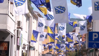 Video: Navijačka groznica zahvatila gradove širom Bosne i Hercegovine