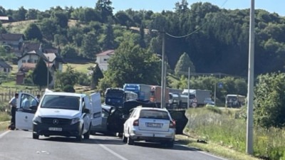 Troje poginulih u saobraćajnoj nesreći kod Banjaluke