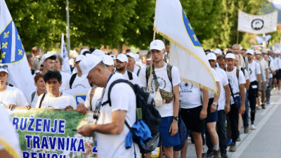 Bliži se Marš mira u uzavreloj atmosferi: Šta učiniti ako vam policija u RS-u pokuša oduzeti zastavu s liljanima?