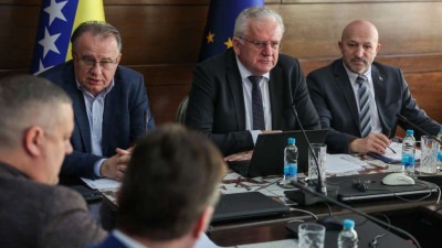 FBiH: Ekonomsko-socijalno vijeće podržalo nastavak primjene Uredbe o isplati neoporezive pomoći radnicima