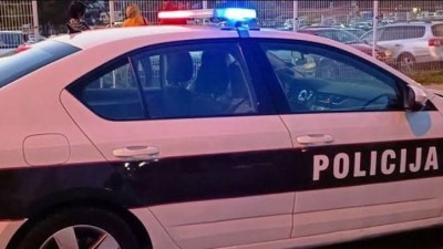Motociklista u Tuzli zadobio teške tjelesne povrede, hospitaliziran u UKC-u Tuzla