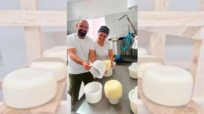 Sve više ljudi vraća se u BiH: Bračni par Stanić vratio se u Kreševo i pokrenuo siranu