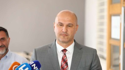 Mujić: Na kandidatskim listama SDA više od 43 posto žena