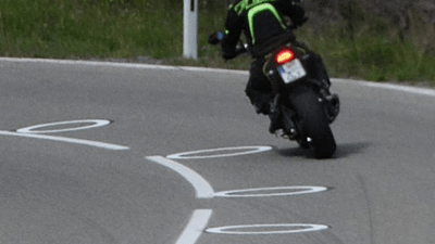 Šta znače ovi krugovi na cesti? Uveli ih Austrija, Njemačka, Slovenija…
