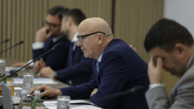 Revizija utvrdila kako je Ministarstvo sigurnosti zaposlilo dva službenika, a konkurs bio za jednog