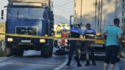 Poginuo motociklista kod Kalesije: Podletio pod teretno motorno vozilo
