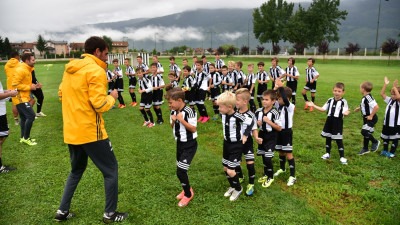 Stopama Salihamidžića, Pjanića i Alajbegovića: Juventusov kamp stiže u Sarajevo