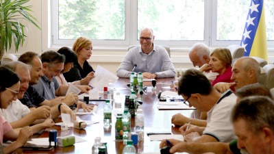 Foto: Grad Tuzla podržao 17 projekata koji doprinose razvoju poduzetništva i poljoprivrede