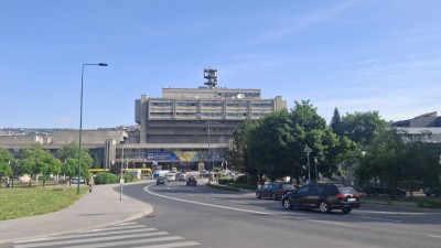 Novi udar na Javni RTV servis BiH: Zbog izvršenja presude blokiran račun BHRT-a