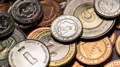 Prosječna plata u BiH u junu 1.706 KM, najviša u finansijama, najniža u ugostiteljstvu