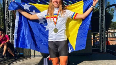 Lejla Njemčević dominantno do zlata u Rumuniji: Šesti put balkanska prvakinja