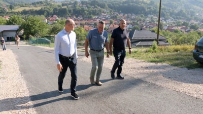 Foto: Unaprijeđena putna infrastruktura u tuzlanskom naselju Majdan