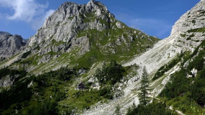 Zbog velikih gužvi Slovenija ograničava broj posjeta Nacionalnom parku Triglav