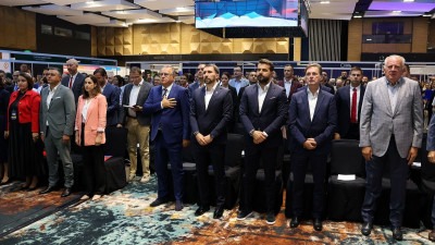 Foto/Premijer Nikšić: Sajam ‘Gledaj sebi posla’ vidim kao mjesto susreta koje će nastaviti rasti i kao platformu koja će trajno povezivati ljude i poslodavce