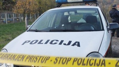 Živinice: Vozač traktora na pružnom prelazu smrtno stradao uslijed udara voza