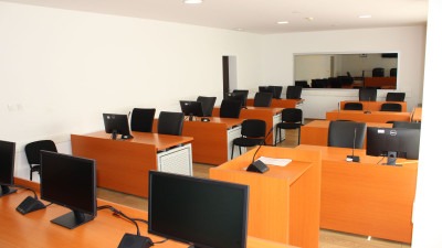 Suđenje Besimu Kopiću i dr. optuženima za iskorištavanje dvije maloljetne djevojčice u svrhu prostitucije; U toku jedna od naosjetljivjih faza suđenja, saslušanje oštećenih djevojčica