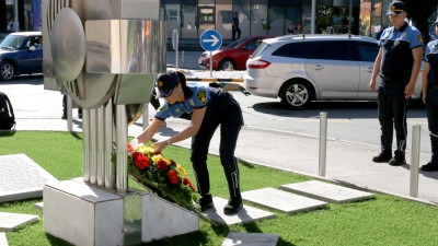 Foto: U Tuzli obilježena 35. godišnjica mobilizacije rezervnog sastava policije MUP-a RBiH