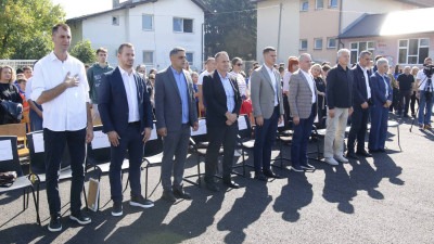 Foto: Svečano otvoren obnovljeni školski sportski poligon osnovne škole Puračić