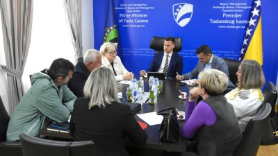 Foto: Vlada TK i Udruženje ‘Moje pravo’ o unapređenju podrške osobama sa invaliditetom
