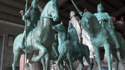 Video: Obitelj Jurkić iz Posavine stvara skulpture prepoznate širom svijeta