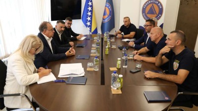 Nikšić: Vatrogasci zaslužuju poboljšanje radno-pravnog statusa