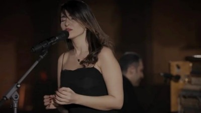Iranski sud potvrdio kaznu od 74 udarca bičem za pjevačicu koja je nastupala bez hidžaba