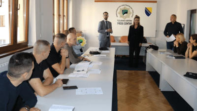 Foto: Delegacija projekta ‘Podrška Evropske unije policijskim agencijama u BiH’ u posjeti Upravi policije MUP TK-a