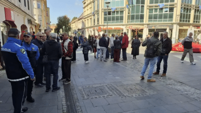 Protest građana Tuzle zbog parkinga: Oni tvrde da im je Grad oteo zemljište, gradska firma da je sve potpuno čisto