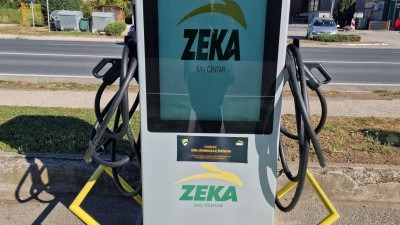 100.000 KM za širenje mreže brzih punionica za električna vozila u TK