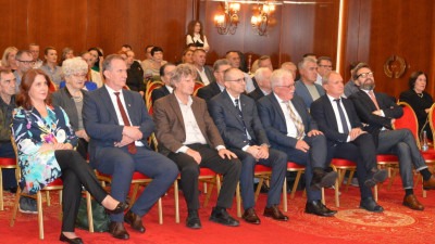 Foto: Održana svečana akademija povodom 30 godina saradnje između UKC Tuzla i Buffalo General Hospital