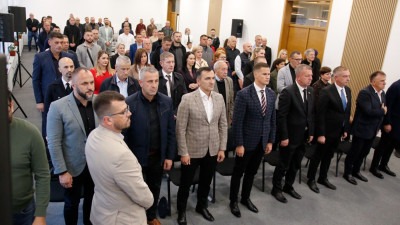 Foto: Dan grada Gradačca u znaku sjećanja na heroje i snažnog partnerstva s Vladom TK